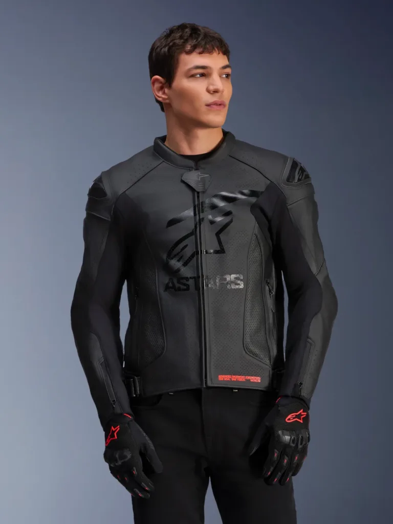 Alpinestars GP Plus R V4 Airflow Leather Jacket - official product gallery photo 1